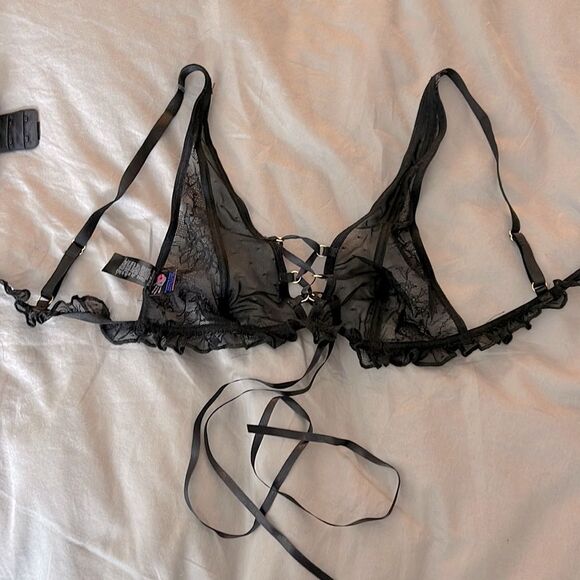 Unused flirty bra - Picture 1 of 2